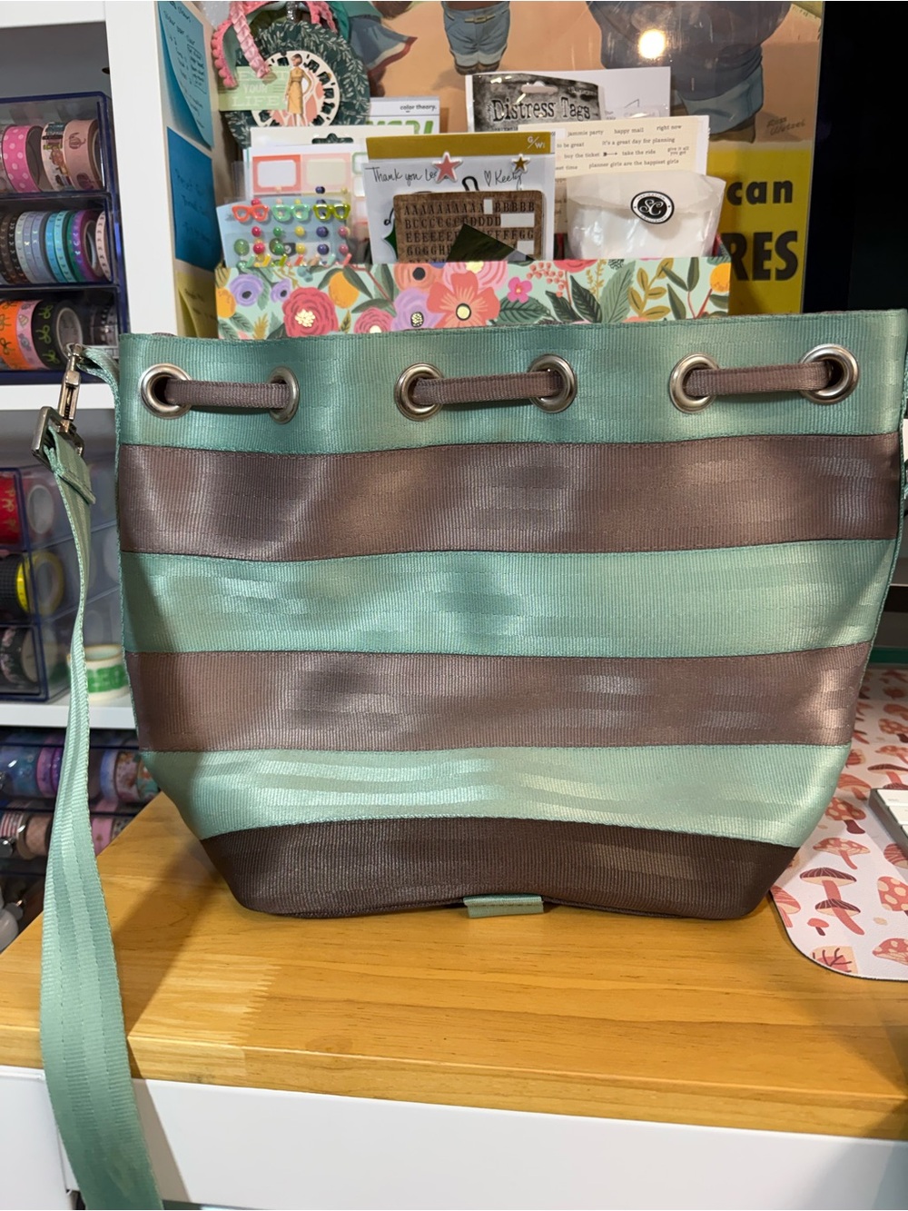 Harveys Seatbelt Bucket Bag/Backpack - Mint Green and Taupe - Picture 7 of 12